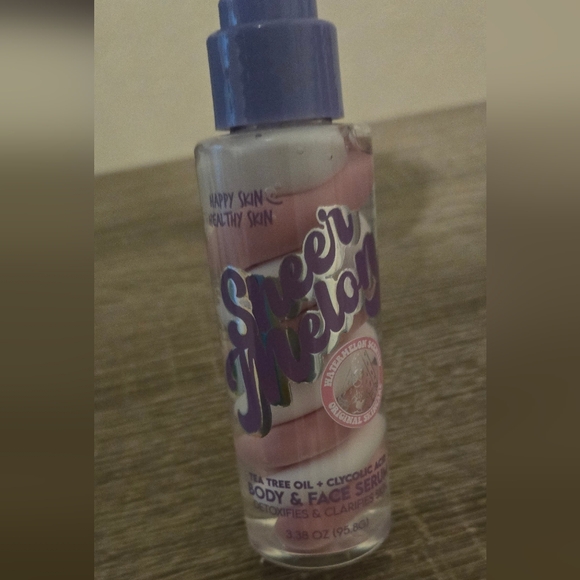 B Pure Glow Up 3-Piece Set + Happy Skin Berry Glowy & Sheer Melon Serum Duo - Picture 6 of 7